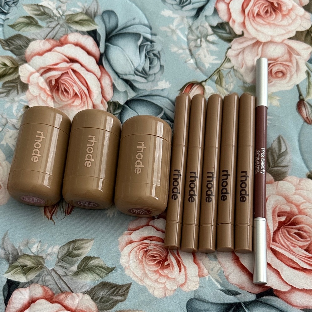 RHODE Pocket Blush & Peptide Lip Shape Bundle